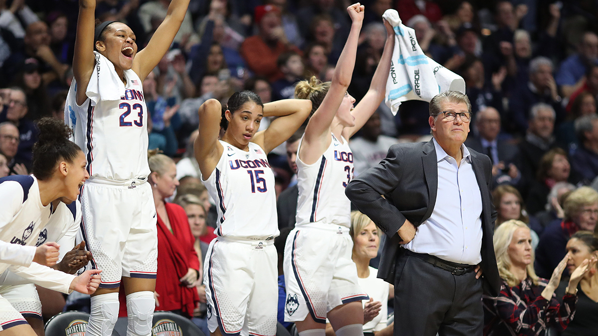 Love him, hate him: Geno Auriemma is the king of women's basketball -  Global Sport Matters