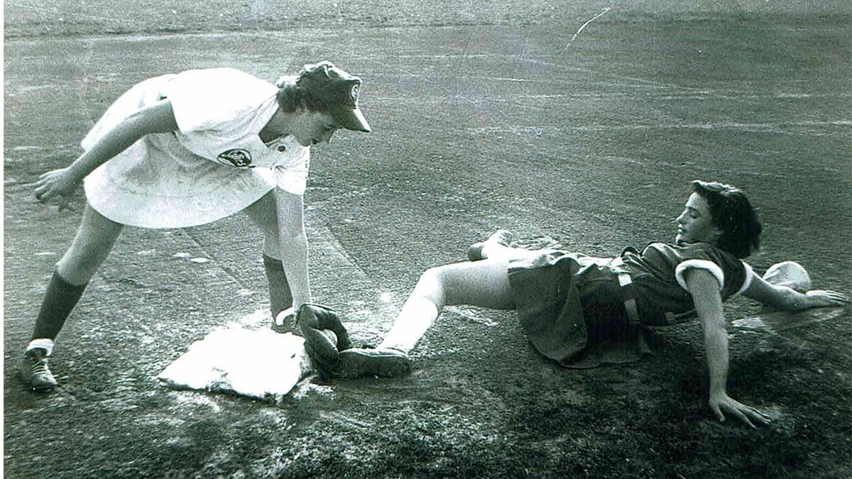 Last surviving member of the original 1943 Rockford Peaches girls