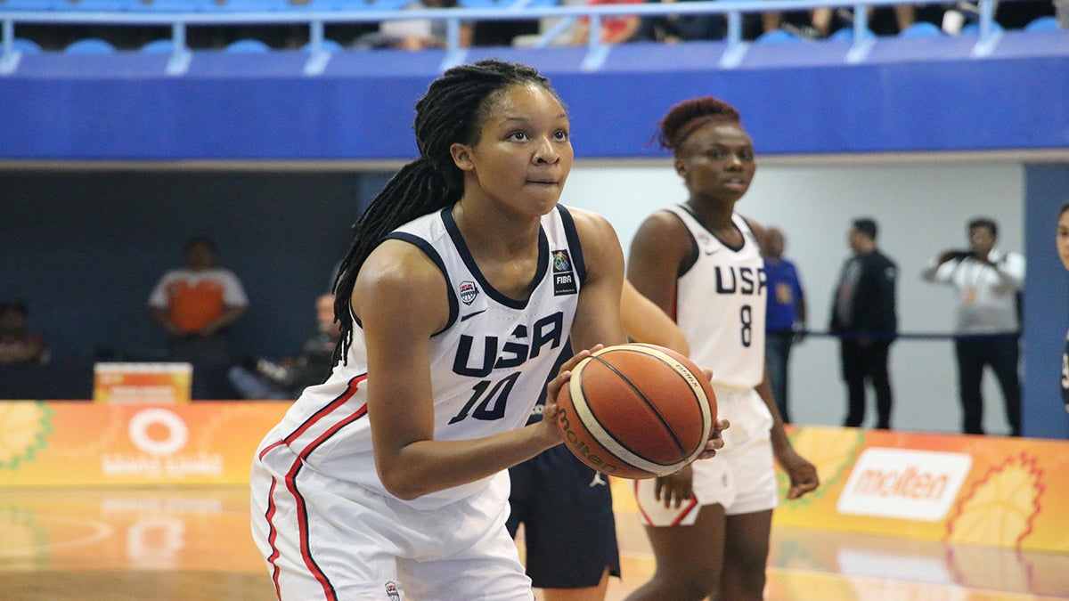 maori-davenport-usa-basketball