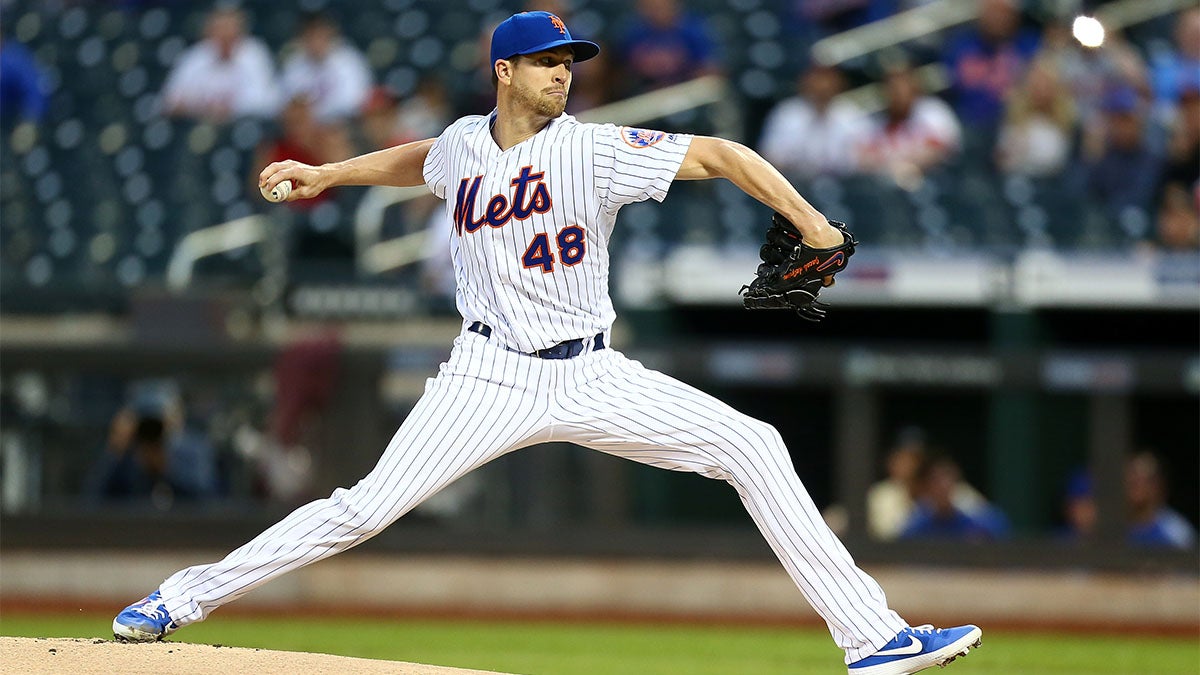 Jacob deGrom has reconstructive elbow surgery, Rangers say procedure went  well